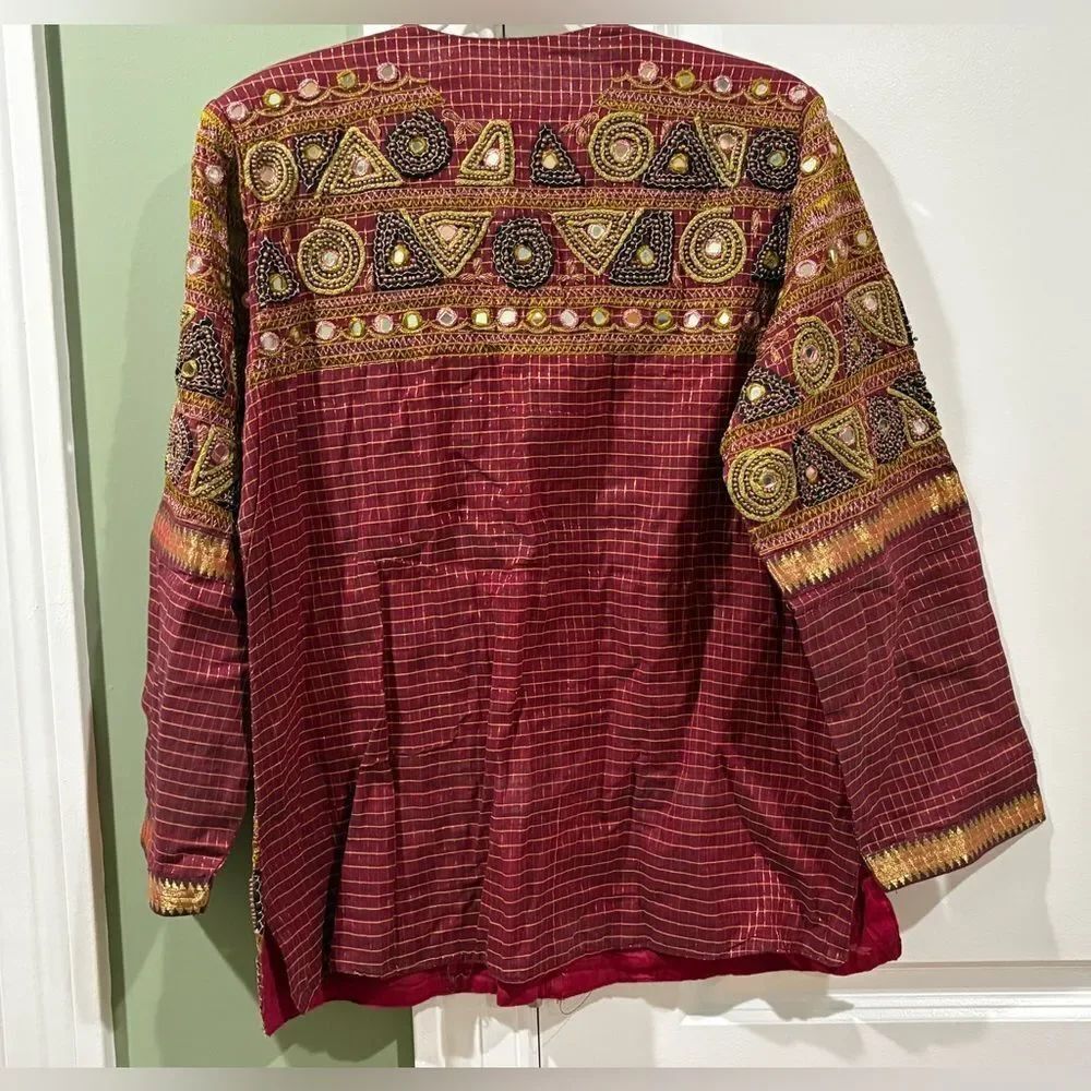 Women’s Embroidered Maroon Button-Front Tunic Top - Picture 2 of 5